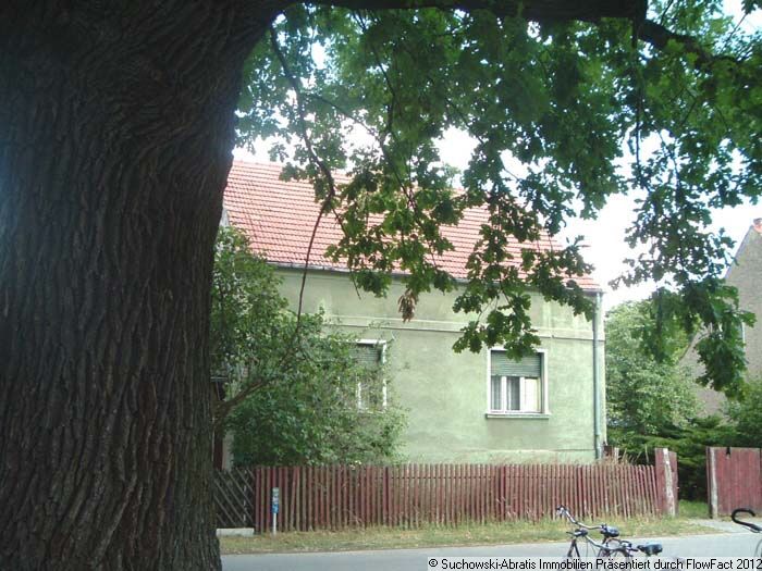 Storkow: VERKAUFT - Bauernhaus mit Scheune auf ruhig gelegenem Grundstück, von Seen umgeben. 