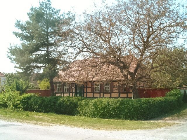 Oderaue: verkauft ***Schöner Wohnen auf dem Lande: Klassischer weiträumiger Vierseithof mit stilvoll restauriertem Bauernhaus, Atelier, Stall und Scheune***  Oderaue: verkauft ***Schöner Wohnen auf dem Lande: Klassischer weiträumiger Vierseithof mit stilvoll restauriertem Bauernhaus, Atelier, Stall und Scheune***