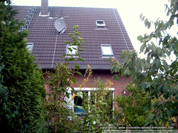 Berlin: VERKAUFT - ALLEINAUFTRAG *** DHH in zweiter Reihe im schönen Altglienicke *** 