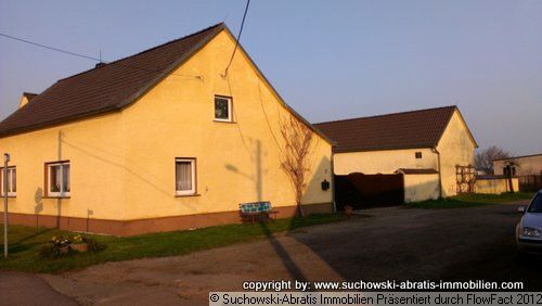 Schönewalde: VERKAUFT *** Gepflegter Dreiseitenhof am Ortsrand mit Wohnhaus, Stall, Scheune und Garten *** Alleinauftrag - provisionsfrei für den Käufer  Schönewalde: VERKAUFT *** Gepflegter Dreiseitenhof am Ortsrand mit Wohnhaus, Stall, Scheune und Garten *** Alleinauftrag - provisionsfrei für den Käufer