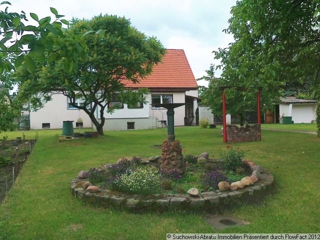 Golßen: VERKAUFT ***Solides Wohnhaus mit Pool, ELW und großem Garten*** Golßen: VERKAUFT ***Solides Wohnhaus mit Pool, ELW und großem Garten***