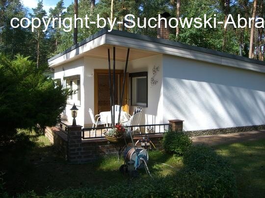 Schenkendöbern: ***Nur 150 m vom See: Wochenendbungalow auf Eigentumsland***  Schenkendöbern: ***Nur 150 m vom See: Wochenendbungalow auf Eigentumsland***