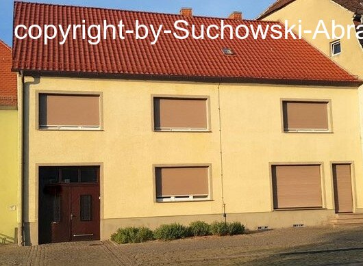 Annaburg: *** Schönes Ein-/Zweifamilienhaus mit kleinem Laden und Nebengebäude in guter Lage *** Annaburg: *** Schönes Ein-/Zweifamilienhaus mit kleinem Laden und Nebengebäude in guter Lage ***