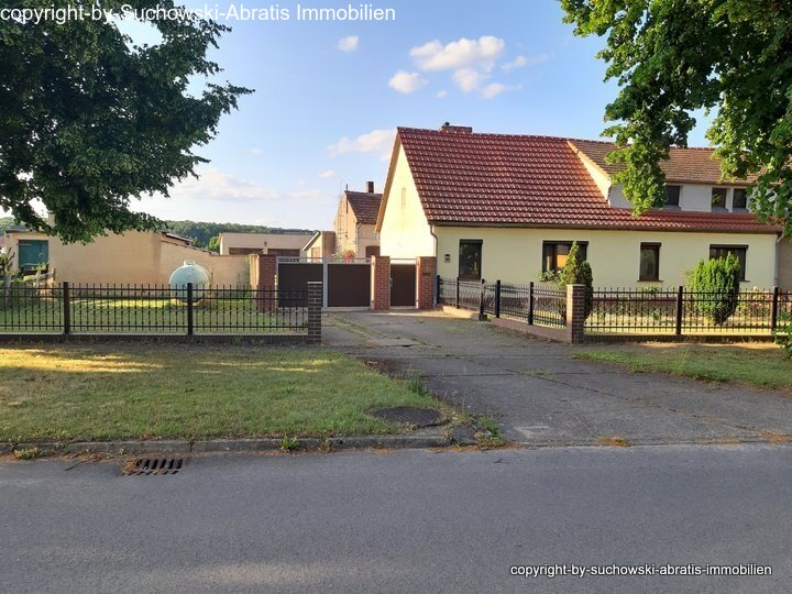 Dahmetal: *** Schöner Wohnen auf dem Lande *** EFH -idyllische Lage- großes Grundstück + Stall/Scheune, Garagen u.m.  Dahmetal: *** Schöner Wohnen auf dem Lande *** EFH -idyllische Lage- großes Grundstück + Stall/Scheune, Garagen u.m.