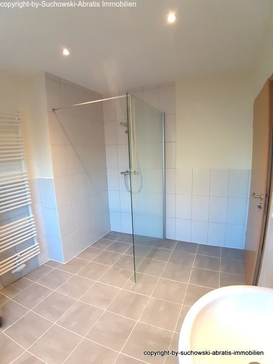 EG Duschbad Bild 5